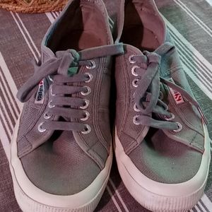 Superga Sneakers